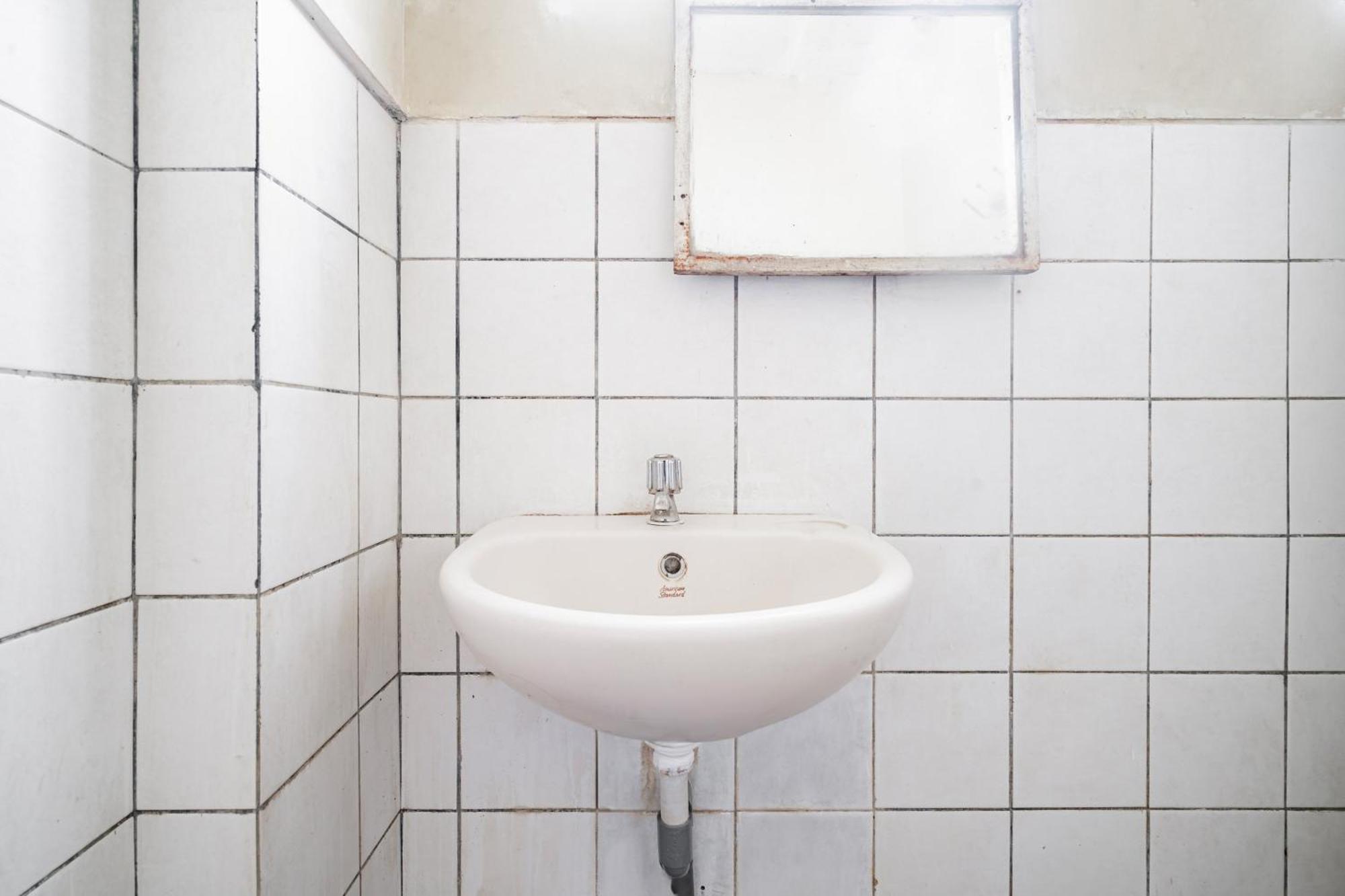 Collection O Hotel Sanira Μπαντούνγκ Εξωτερικό φωτογραφία